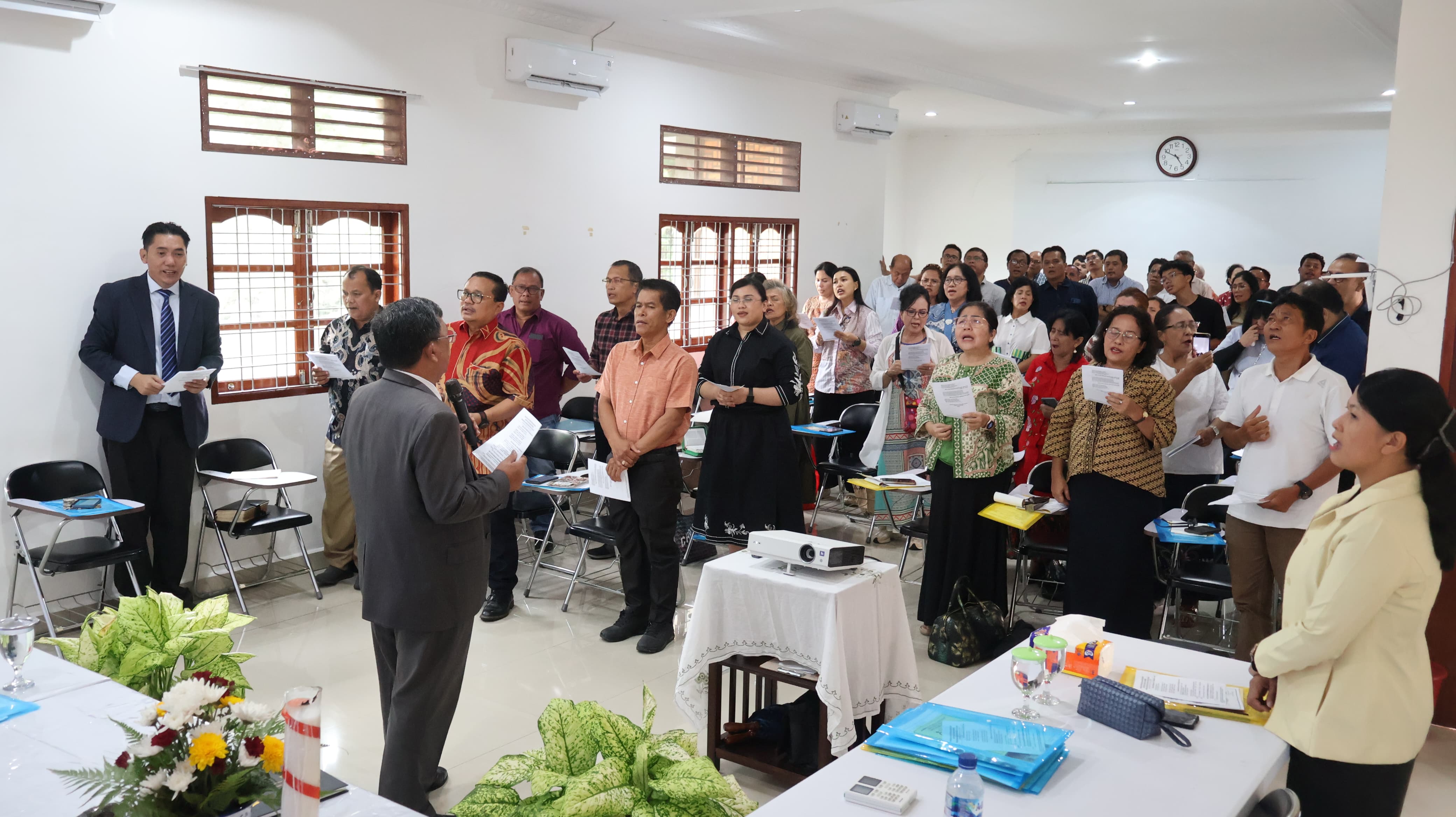 PEMBEKALAN PENGURUS DEWAN, SEKSI DAN PDR HKBP Sudirman Medan 2026