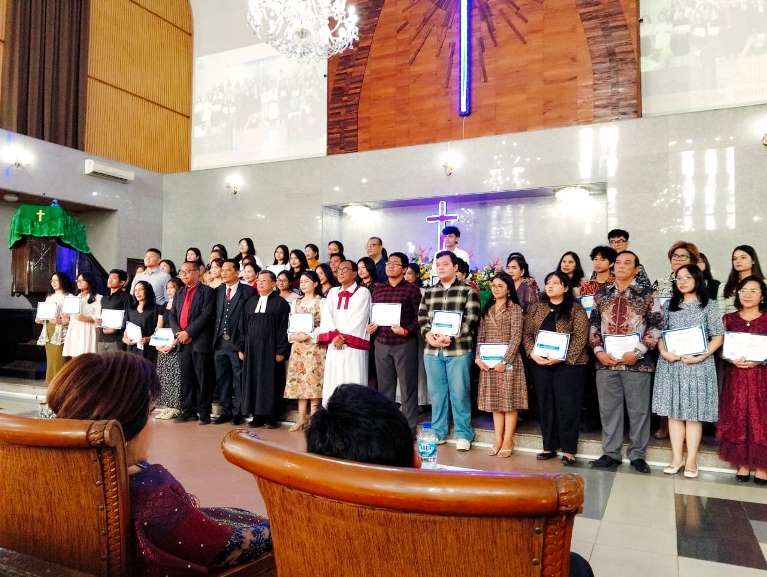 HKBP Medan Sudirman Berikan Apresiasi kepada Pelajar dan Mahasiswa Berprestasi